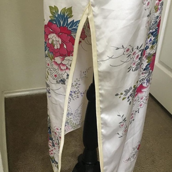 Vintage cheongsam - Picture 4 of 7